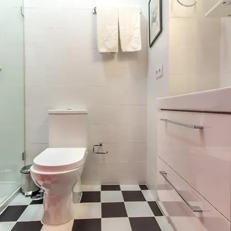 בית אירוח Ferns Historical Bedroom Ii ליסבון